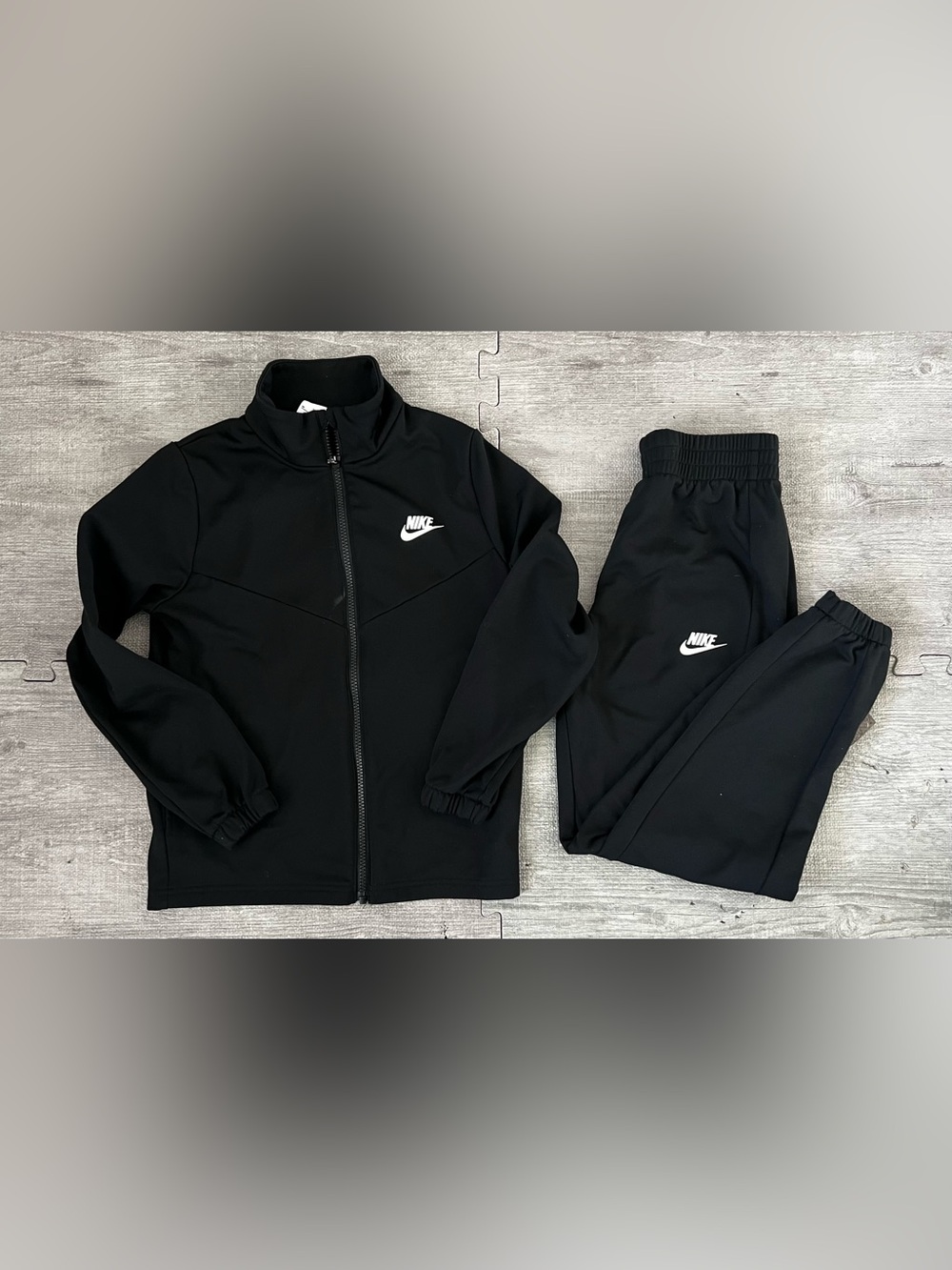 Nike Boys Black 2-Piece Fleece Tracksuit Set Zip Jacket Pants Pockets M